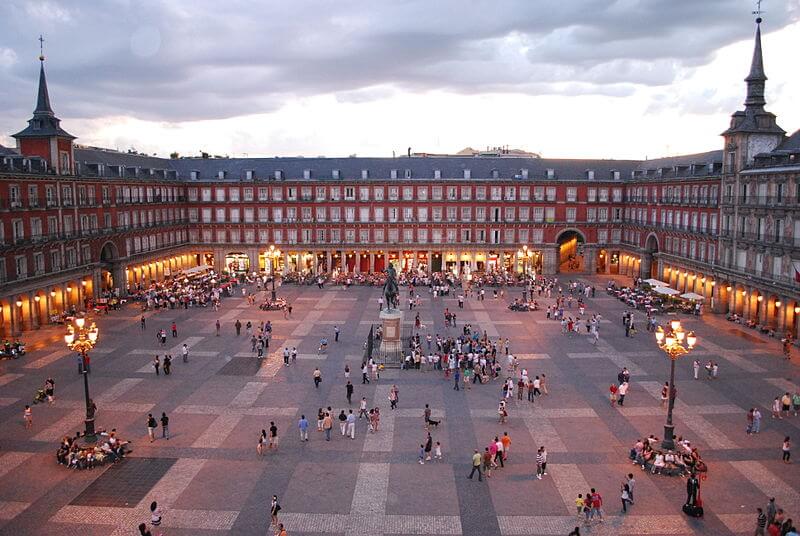 Plaza Mayor, prices of attractions in Madrid