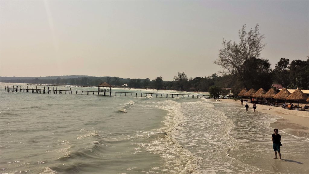 Morze i plaża w Koh Rong, 5-dniowy przewodnik po Kambodży