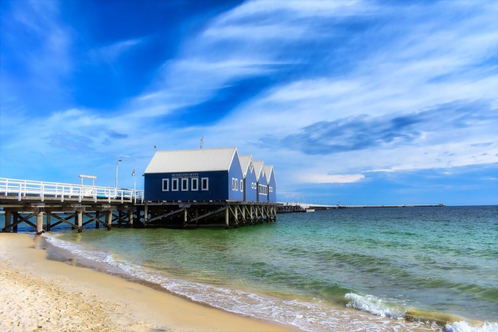 Houses on the water, attractions in Western Australia