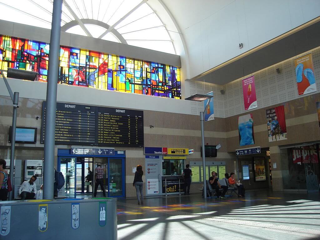 Charleroi train station inside