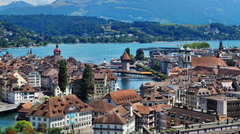 panorama of Lucerne old town, switzerldand attractions in 7 days itinerary 