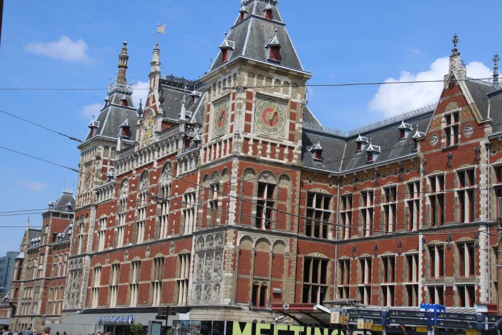 Amsterdam Centraal train station