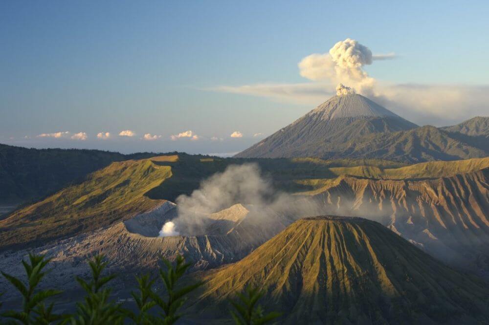 Java mountains in indonesia weekly itinerary